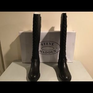 Black riding boots